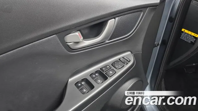 Hyundai Kona 2018 — фото 17