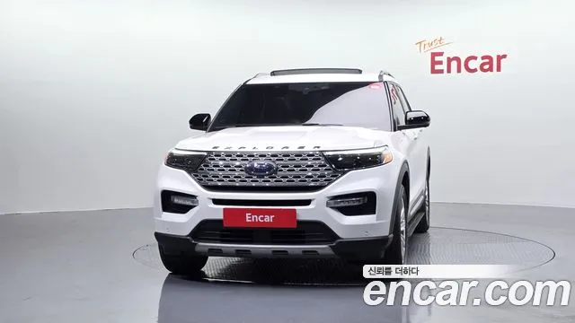 Ford Explorer 2020 — фото 3