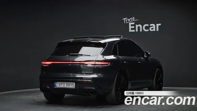 Porsche Macan 2023 — фото 2
