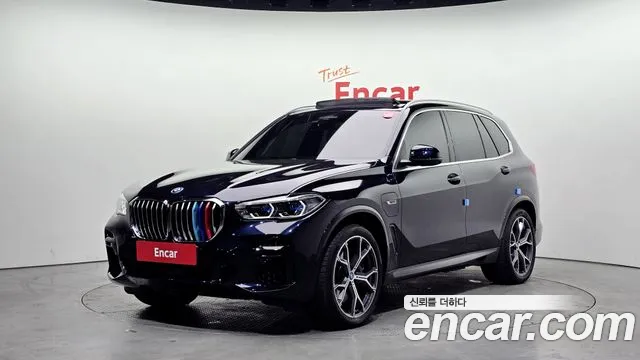 BMW X5 2022 — фото 1