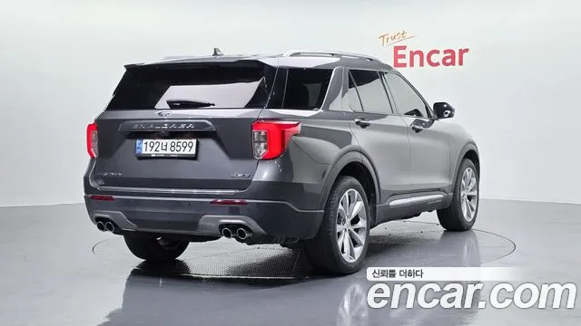 Ford Explorer 2023 — фото 2