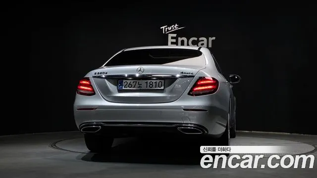 Mercedes-Benz E-Class 2018 — фото 4