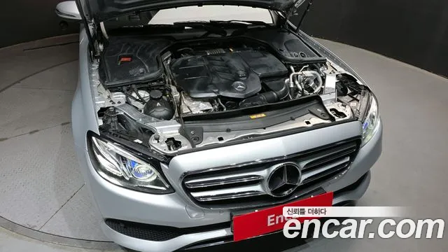 Mercedes-Benz E-Class 2018 — фото 6