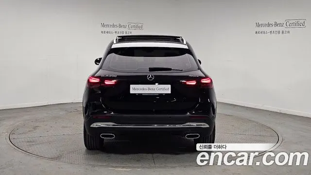 Mercedes-Benz GLA-Class 2025 — фото 4