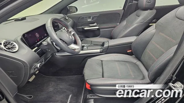 Mercedes-Benz GLA-Class 2025 — фото 10