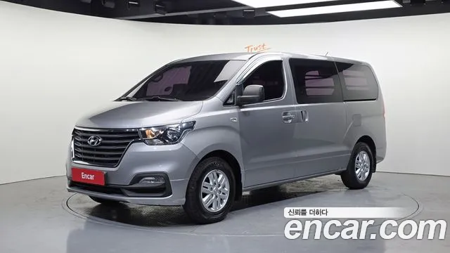 Hyundai Starex 2019 — фото 1