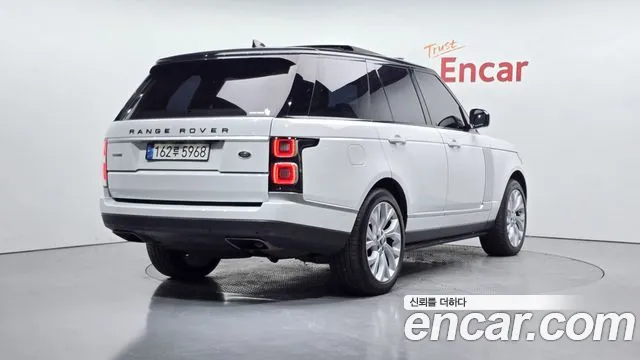 Land Rover Range Rover 2018 — фото 1