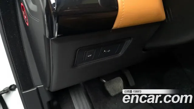 Land Rover Range Rover 2018 — фото 15
