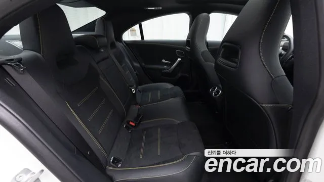 Mercedes-Benz CLA-Class 2025 — фото 13