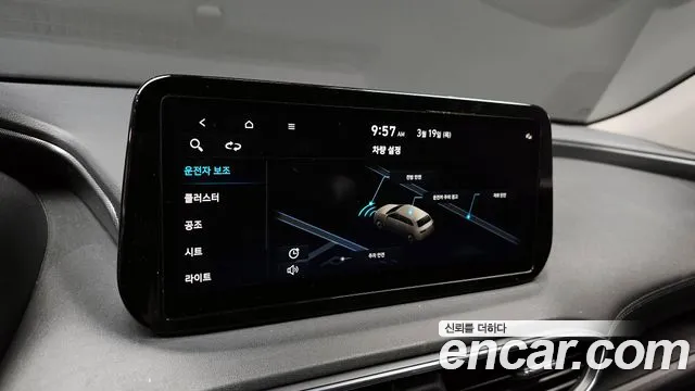 Hyundai Santafe 2022 — фото 16