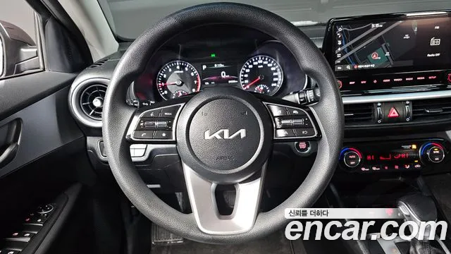 Kia K3 2022 — фото 15