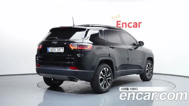 Jeep Compass 2022 — фото 2