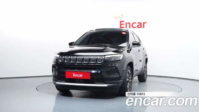 Jeep Compass 2022 — фото 3