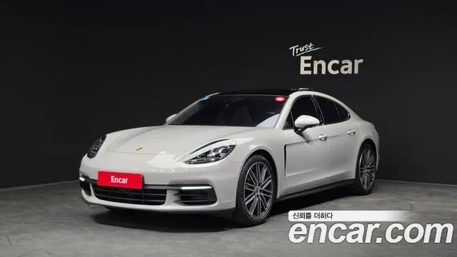 Porsche Panamera 2017 — фото 1