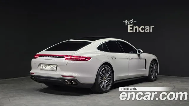 Porsche Panamera 2017 — фото 2