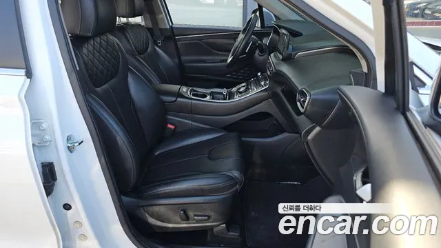 Hyundai Santafe 2021 — фото 10
