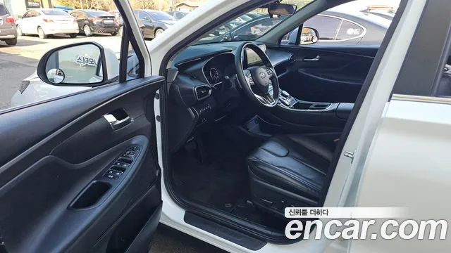 Hyundai Santafe 2021 — фото 11