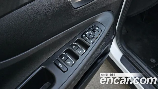 Hyundai Santafe 2021 — фото 17