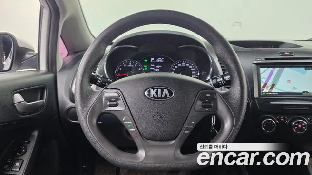 Kia K3 2016 — фото 15