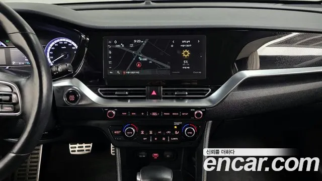 Kia Niro 2021 — фото 14