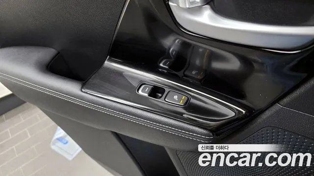 Kia Niro 2021 — фото 19