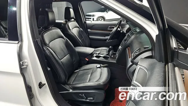 Ford Explorer 2018 — фото 10