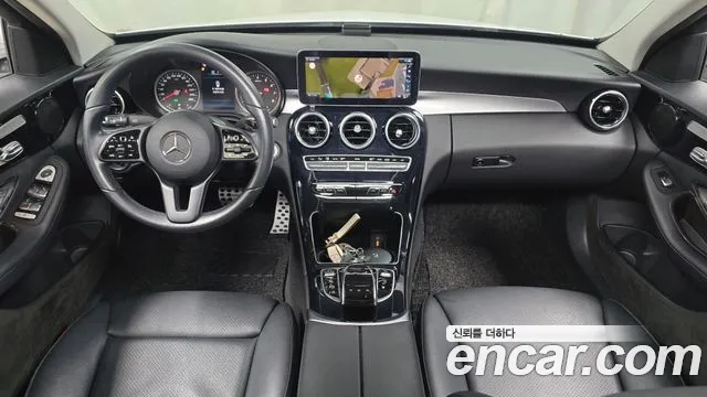 Mercedes-Benz C-Class 2020 — фото 7