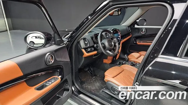 Mini Countryman 2021 — фото 11