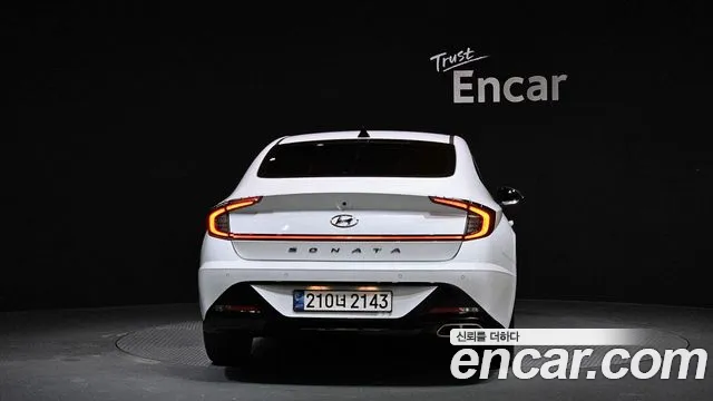 Hyundai Sonata 2022 — фото 4