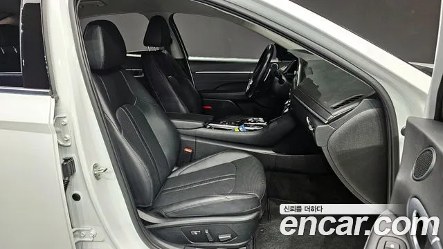 Hyundai Sonata 2022 — фото 10