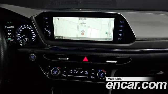 Hyundai Sonata 2022 — фото 15