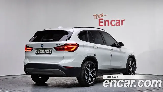 BMW X1 2017 — фото 2