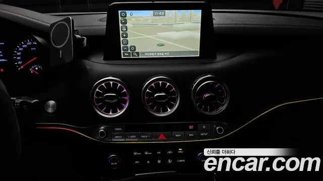 Kia Stinger 2019 — фото 14