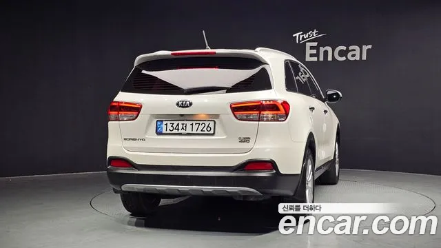 Kia Sorento 2016 — фото 4