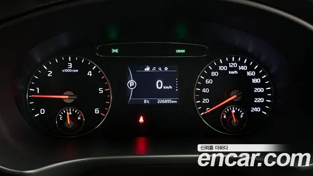 Kia Sorento 2016 — фото 8