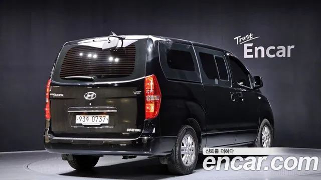 Hyundai Starex 2017 — фото 2