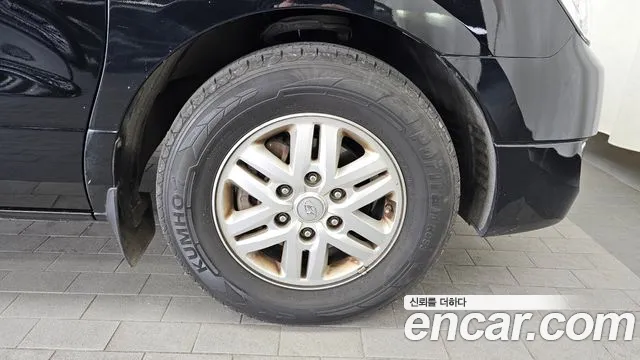 Hyundai Starex 2017 — фото 5