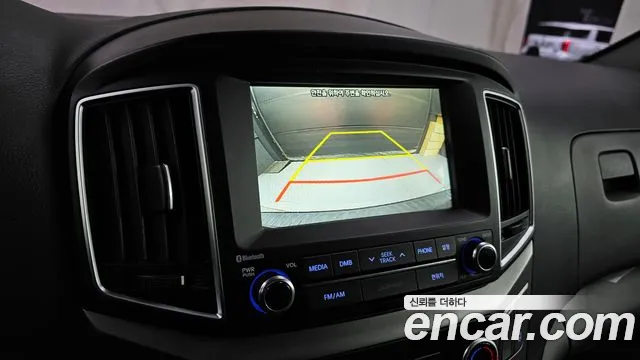 Hyundai Starex 2017 — фото 15