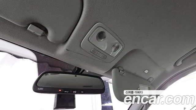 Hyundai Starex 2017 — фото 17