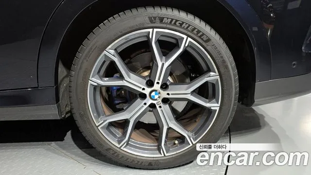 BMW X6 2021 — фото 5
