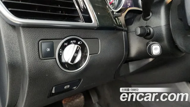 Mercedes-Benz GLE-Class 2016 — фото 16