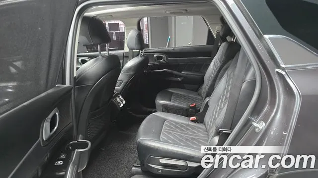 Kia Sorento 2021 — фото 13