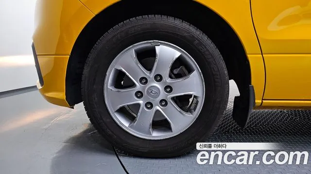 Hyundai Starex 2019 — фото 5