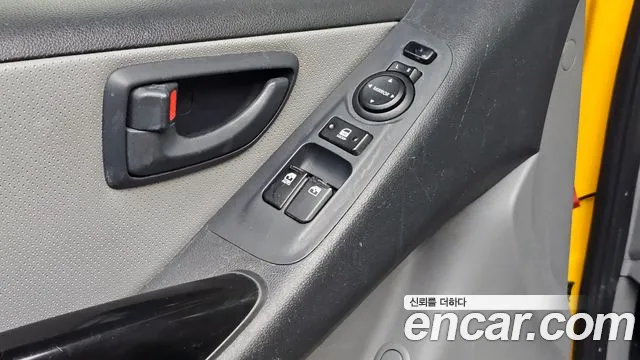 Hyundai Starex 2019 — фото 14