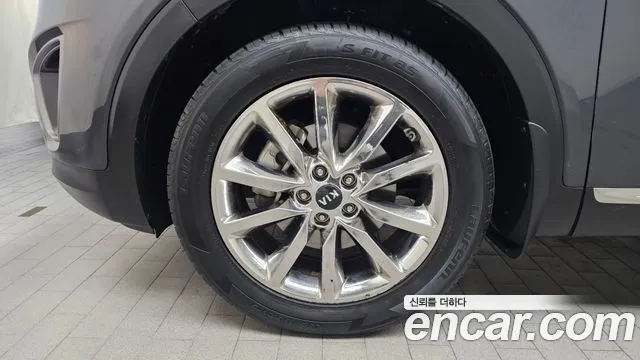 Kia Sorento 2015 — фото 5