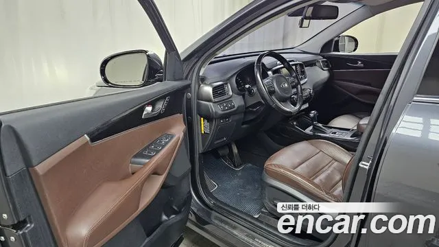 Kia Sorento 2015 — фото 10