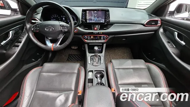 Hyundai i30 2017 — фото 7