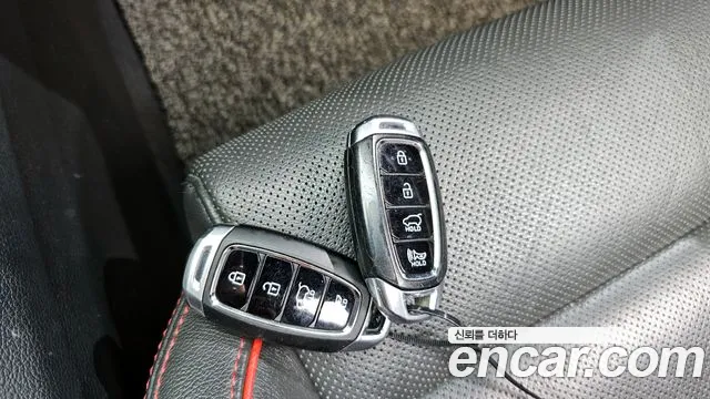 Hyundai i30 2017 — фото 18