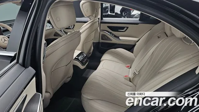 Mercedes-Benz S-Class 2022 — фото 12