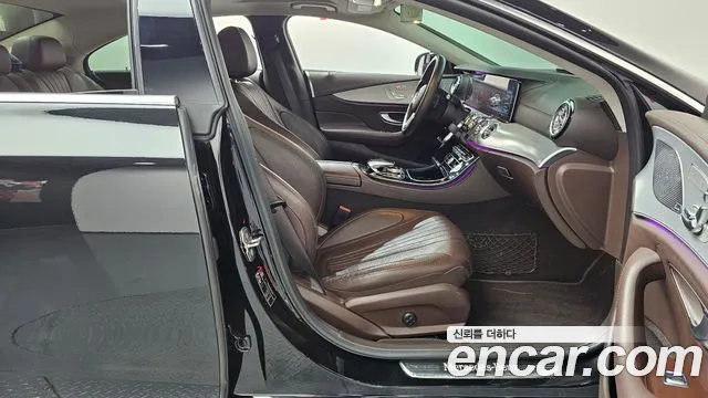 Mercedes-Benz CLS-Class 2019 — фото 11